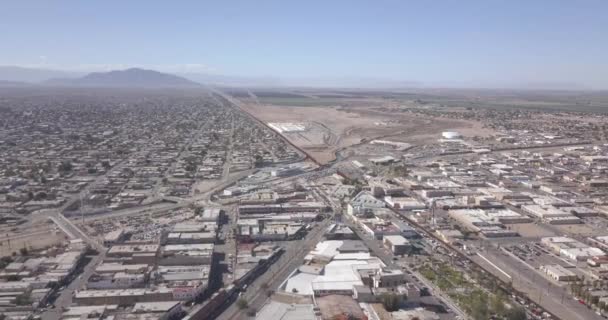 Drone Voando Para Direita Sobre México Margem Fronteira Dos Estados — Vídeo de Stock