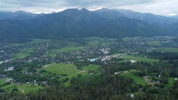 Pohled Údolí Gubalowky Gubalowka Krajinný Převis Zasněžených Polských Tatranských Hor — Stock video
