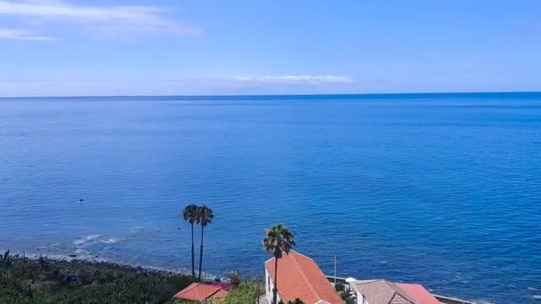 Atlantik Okyanusu Nun Panoramik Manzarası Funchal Madeira Şehri Kıyılarından Yükselen — Stok video