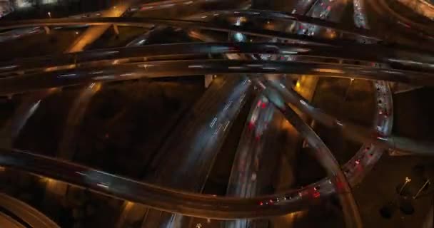 Atlanta Aerial V814 Lintujen Silmä Näkymä Vilkas Monimutkainen Moottoritieliikenne Kallistaa — kuvapankkivideo