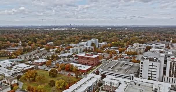 Atlanta Aerial V740 Широкоугольный Панорамный Вид Захватывающий Центр Города Дека — стоковое видео