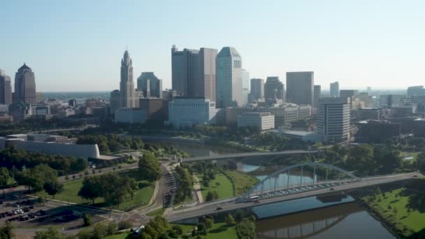 Columbus Ohio Skyline Avec Des Ponts Rivière Avec Drone Vidéo — Video