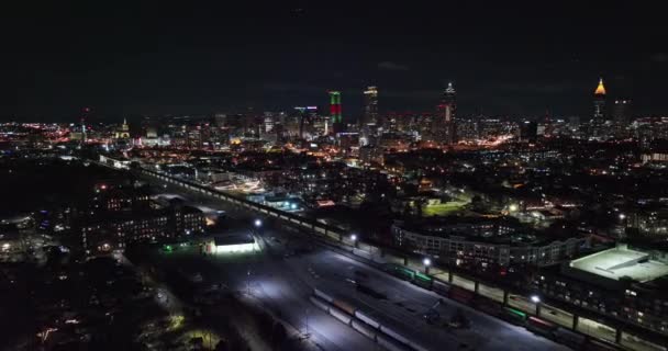 Atlanta Havalimanı V788 Tersten Çekim Yaparak Cabbagetown Mahallesini Kuruyor Modern — Stok video