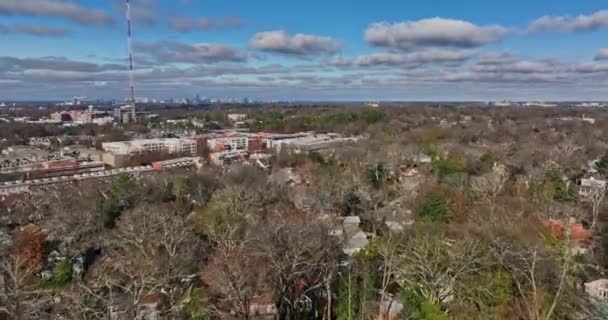 Atlanta Aerial V780 Ustanawiający Przelot Niskiego Poziomu Parku Inman Miejskiej — Wideo stockowe