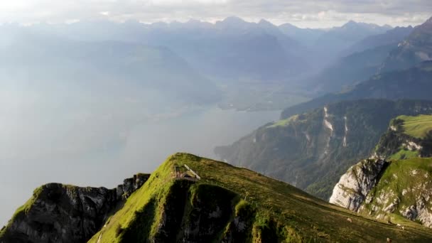 Sorvolo Aereo Sulla Vetta Del Niederbauen Chulm Con Lago Lucerna — Video Stock