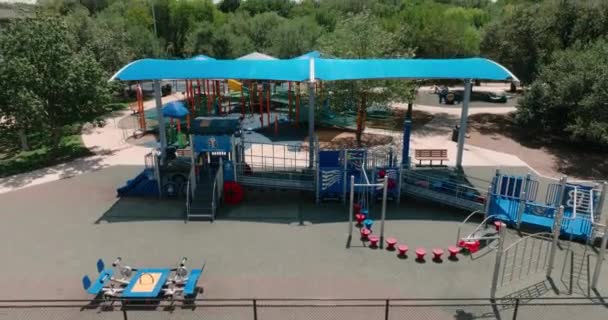 Rock Play Tutti Parco Giochi Bambini Drone Aereo Salire Struttura — Video Stock