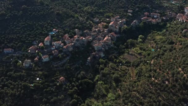 Talya Daki Dolcedo Köyünün Üzerinde Uçuyor — Stok video