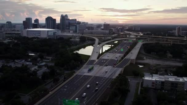 Push Drone Shot Του Downtown Orlando Την Ανατολή Του Ηλίου — Αρχείο Βίντεο