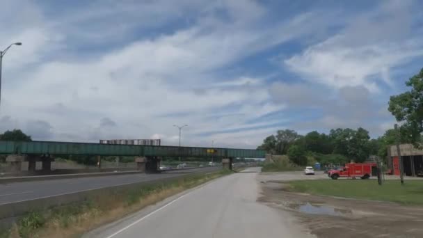 Truck Drives Bridge Trains Chicago Illinois Pov — Stock Video