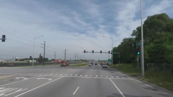 Pov Vrachtwagen Rijdt Middelste Baan Van Straat Chicago Illinois — Stockvideo