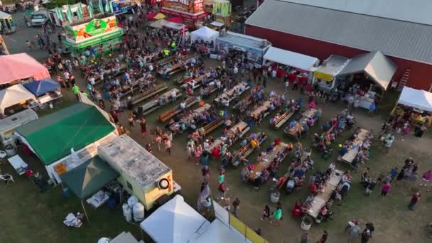 Group People Enjoy Food Outdoor Carnival Fair Festival Summer Aerial — Stock Video