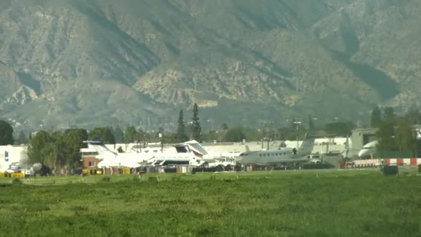 Jets Van Nuys Airport Los Angeles — Stock Video