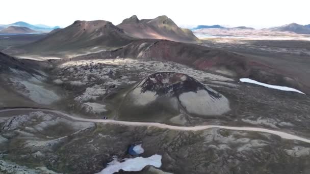 Panorama Sopek Kolem Kráteru Stutur Denního Světla Islandu Zpětný Tah — Stock video