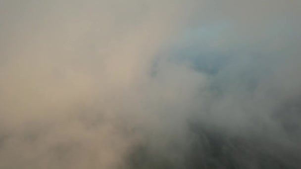Una Vista Aérea Por Encima Las Nubes Durante Hermoso Amanecer — Vídeo de stock