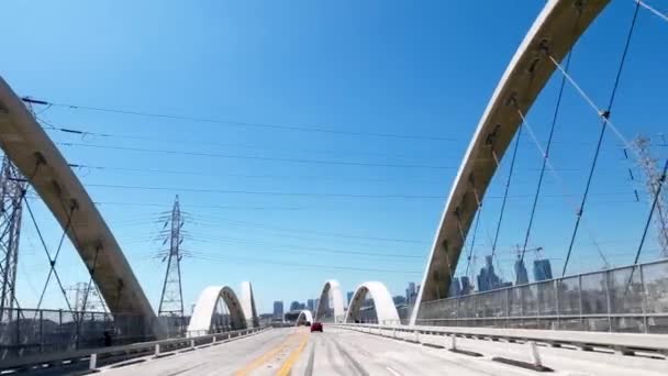 Guidare Lungo Sixth Street Bridge Ponte Viadotto Nel Centro Los — Video Stock