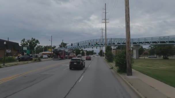 Teherautó Pov Vezetés Alatt Egy Híd Indiana Usa — Stock videók