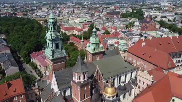 Sobrevoo Catedral Castelo Real Wawel Rio Vístula Wisa Cracóvia Polônia — Vídeo de Stock