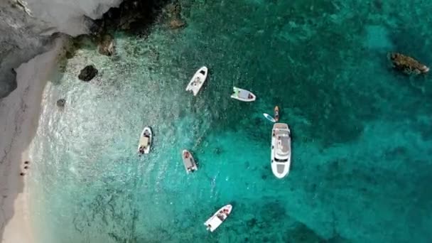 Des Images Drones Île Tremiti Montrent Nombreux Bateaux Yacht Dérivant — Video