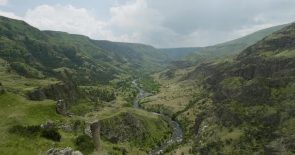 Fortaleza Tmogvi Ruinas Colina Con Río Mtkvari Samtskhe Javakheti Georgia — Vídeos de Stock