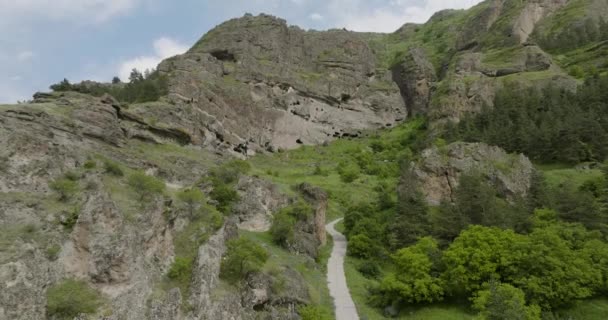 Gürcistan Samtskhe Javakheti Bölgesindeki Vani Mağaraları Kayalıkları Giden Yol Hava — Stok video