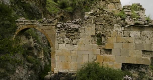 Ruines Historiques Forteresse Tmogvi Géorgie Plan Aérien Drone — Video
