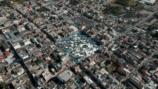 Paisaje Urbano Otavalo Con Plaza Ponchos Durante Verano Ecuador Panorámica — Vídeos de Stock