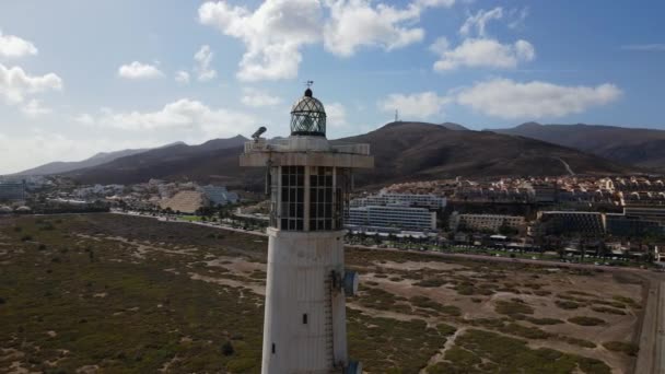 Luftaufnahme Orbit Und Kurzer Entfernung Vom Leuchtturm Morro Jable Hintergrund — Stockvideo