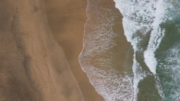Фантастичний Повітряний Постріл Березі Пляжу Кофете Також Хвилі Розбиваються Берег — стокове відео