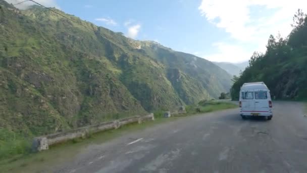 Force Traveler Riding Kinnaur Shimla Road Carved Mountain Steep Rocky — Stock Video