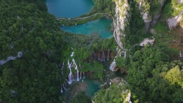 Hırvatistan Avrupa Daki Plitvice Gölü Ulusal Parkı Nın Aerial Atışı — Stok video