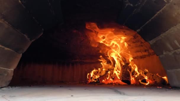 Tiro Estático Grande Fogo Quente Dentro Forno Pizza Caseiro Câmara — Vídeo de Stock