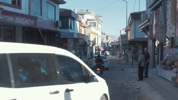 Cars Driving Earthquake Damaged Street Elazig — Stock Video