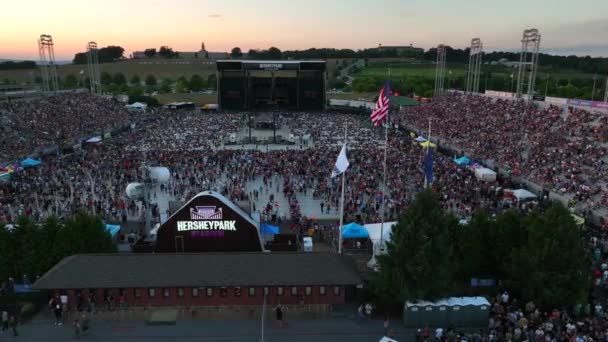 Konzert Hershey Park Stadium Sommerliches Musikfestival Bei Sonnenuntergang Großer Andrang — Stockvideo