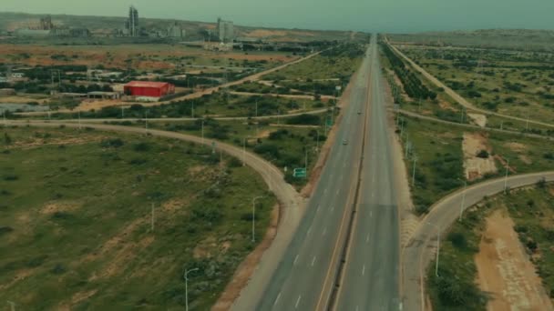 Aerial Flying Empty Karachi Motorway Dolly Forward — Stock Video
