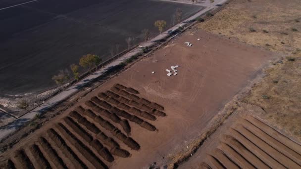 メキシコの堆肥農場の土地の大部分を空中で引き上げ — ストック動画