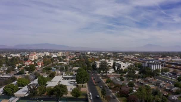 Bakersfield California Şehir Merkezinin Süper Geniş Yüksek Hava Görüntüsü — Stok video