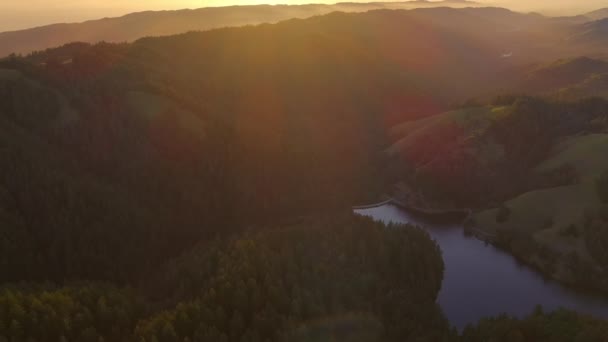 Vedere Aeriană Lagunei Muntelui Tamalpais Faunei Sălbatice Apus Soare Erupție — Videoclip de stoc