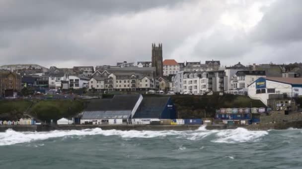 Ciężkie Morze Silny Wiatr Jak Burza Alex Uderza Newquay Wybrzeżu — Wideo stockowe