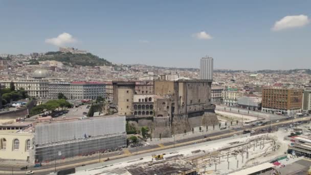 Tournant Établissement Vue Aérienne Castel Nuovo Dans Centre Napoli — Video