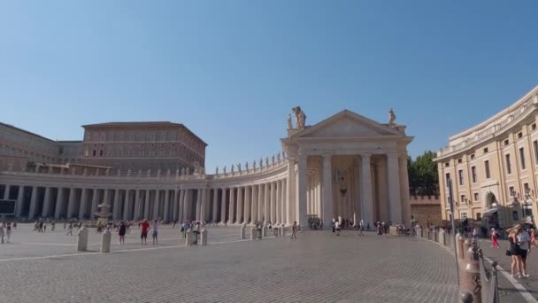 Slow Left Pan Montrant Incroyable Basilique Saint Pierre Avec Des — Video