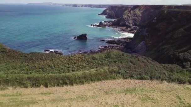 Godrevy Point Enthüllte Felsige Klippen Der North Cornish Coast Cornwall — Stockvideo