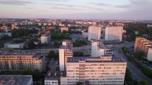 Vista Aerea Ascendente Blocchi Residenziali Cracovia All Alba Colore Rosa — Video Stock