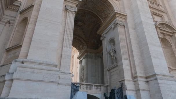 Ingresso Monumentale Arco Con Guardia Svizzera Vaticana Città Del Vaticano — Video Stock