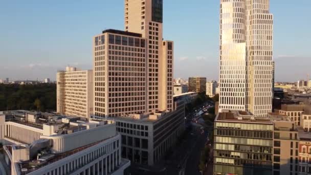 Sol Refletido Nas Janelas Arranha Céu Vista Aérea Tirar Fôlego — Vídeo de Stock