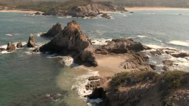 Rocky Shores Island Faro Bucerias Michoacan Mexico Drone Shot — Stockvideo