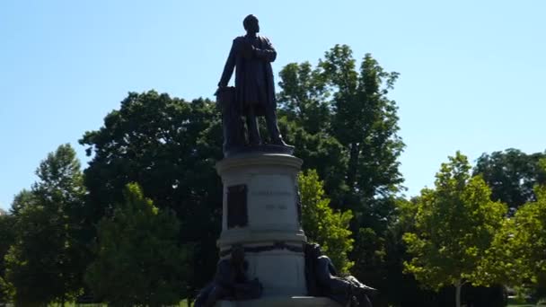 James Garfield Presidentieel Standbeeld Buiten Het Amerikaanse Capitool Amerikaanse Monumenten — Stockvideo