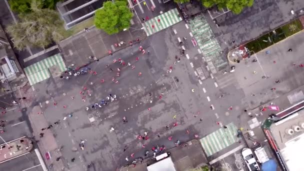 Vista Giratória Aérea Dos Corredores Durante Maratona Cidade México 2022 — Vídeo de Stock