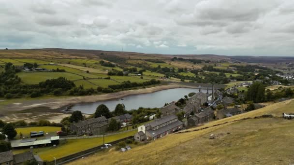 Drone Aerial Video Van Een Industrieel Landelijk Dorp Met Oude — Stockvideo