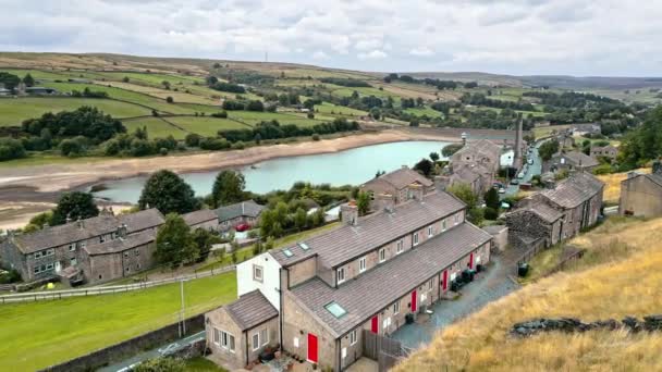 Imagens Drones Aéreos Uma Cidade Rural Industrial Yorkshire Village Com — Vídeo de Stock