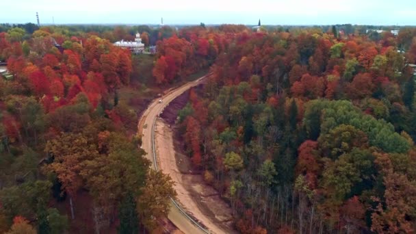 Aerial Drone Shot Forest Gauja National Park Leading Upto Sigulda — Stock Video